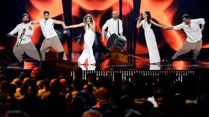 2016-05-10T194535Z_1148624669_D1AETDHJJJAA_RTRMADP_3_MUSIC-EUROVISION